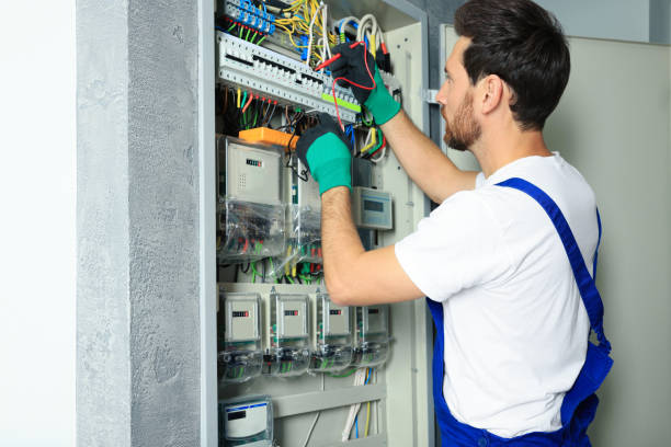Professional Electrician in Waterflow, NM